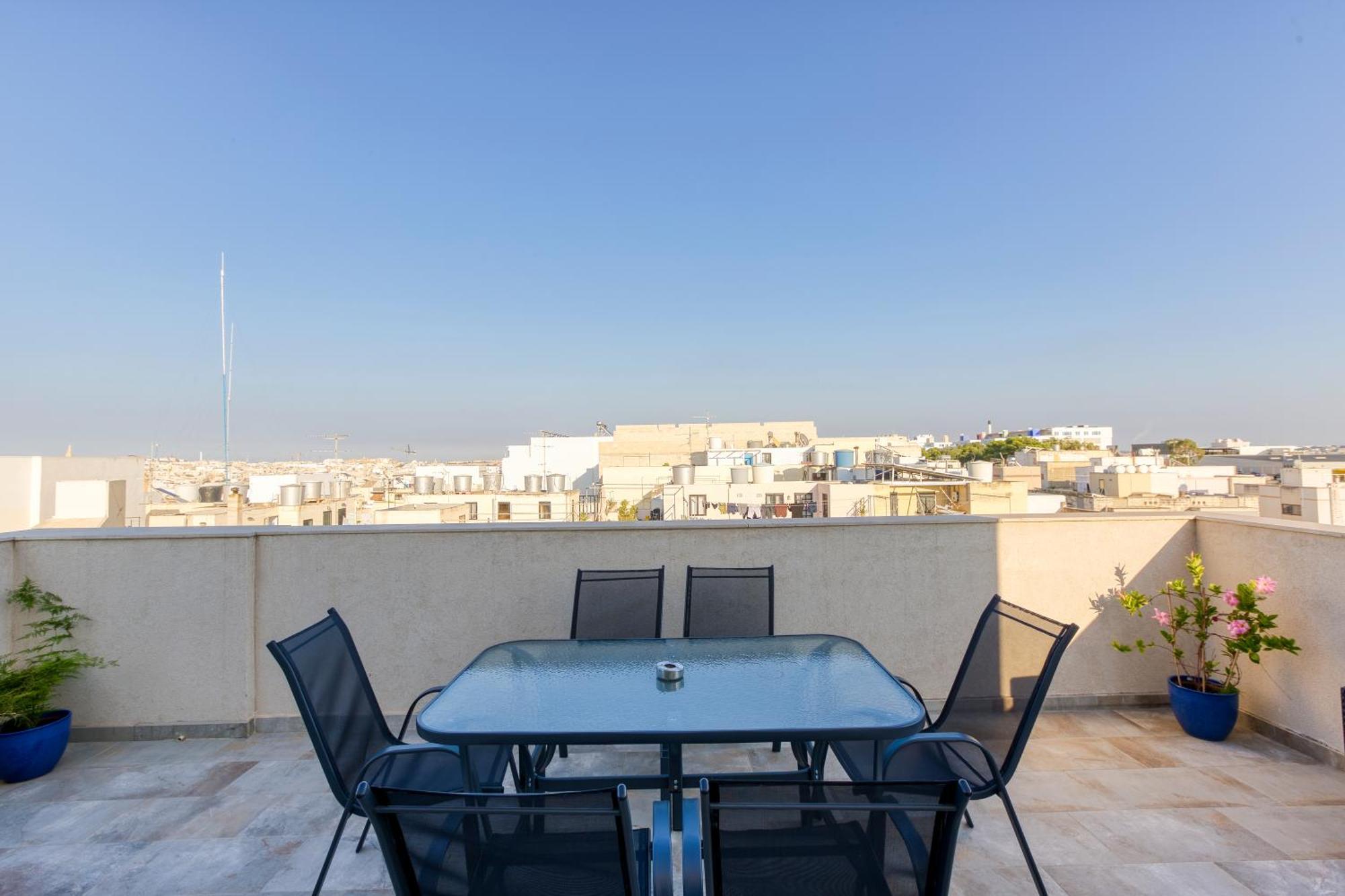 Annitchka Mansions - Penthouse In Central Malta Birkirkara Dış mekan fotoğraf