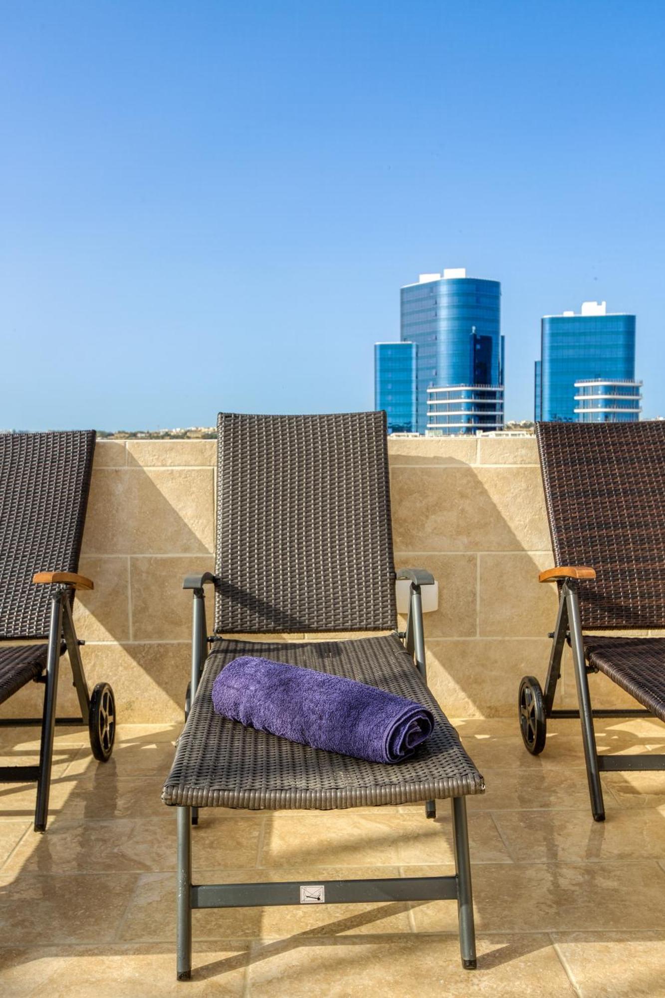 Annitchka Mansions - Penthouse In Central Malta Birkirkara Dış mekan fotoğraf