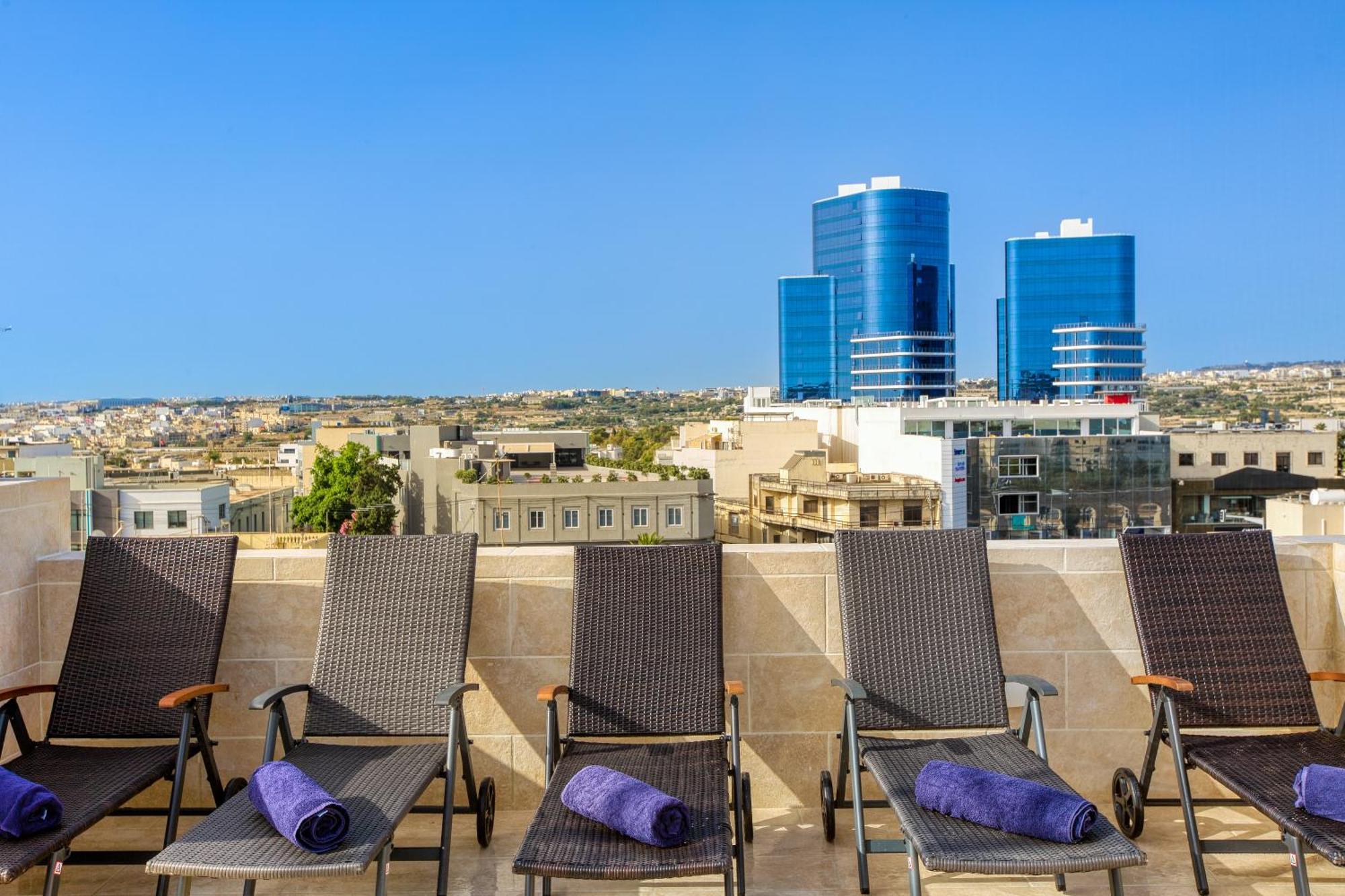 Annitchka Mansions - Penthouse In Central Malta Birkirkara Dış mekan fotoğraf